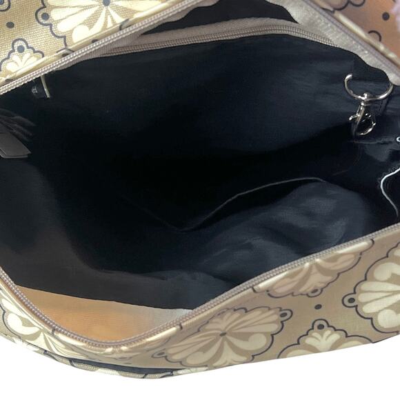 NWT Petunia Pickle Bottom Boxy Backpack Crossbody Diaper Bag Baby Bag - Picture 12 of 13